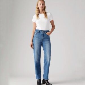 Levi’s Ribcage straight ankle women’s blue jeans NWOT medium wash size 29